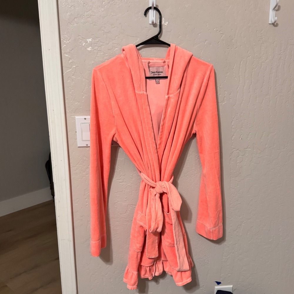 Juicy Couture Velour Hooded Robe Coral Pink Ruffle Hem Loungewear Small